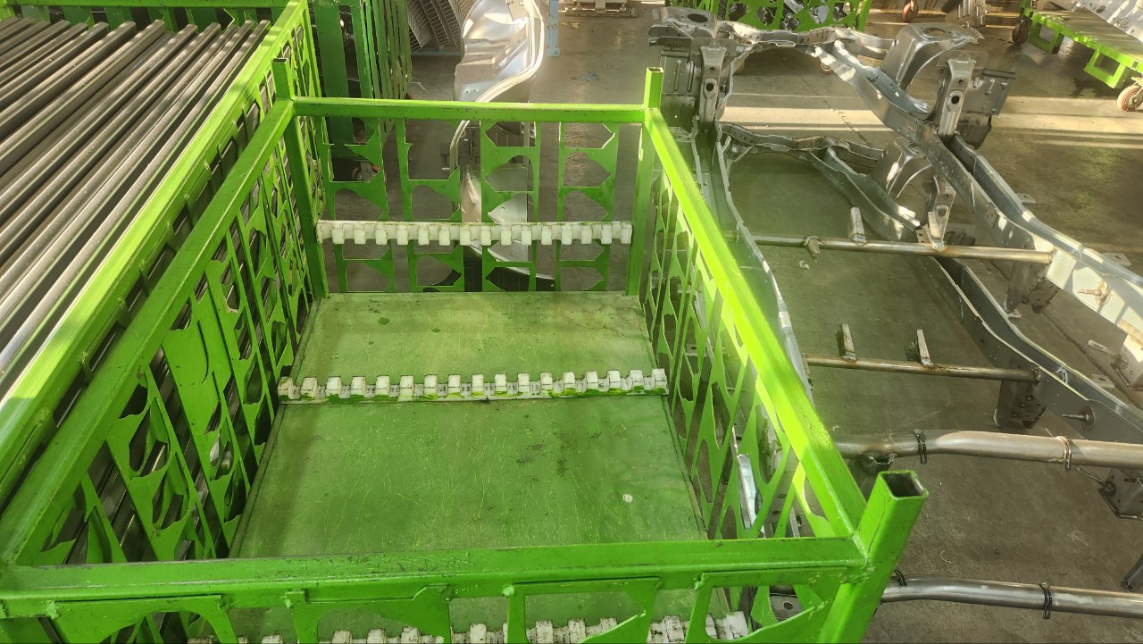 Metal shipping container for a production workshop